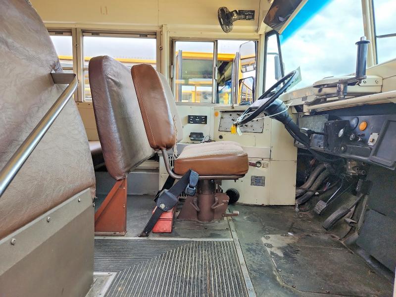 1990 International 3000 3700