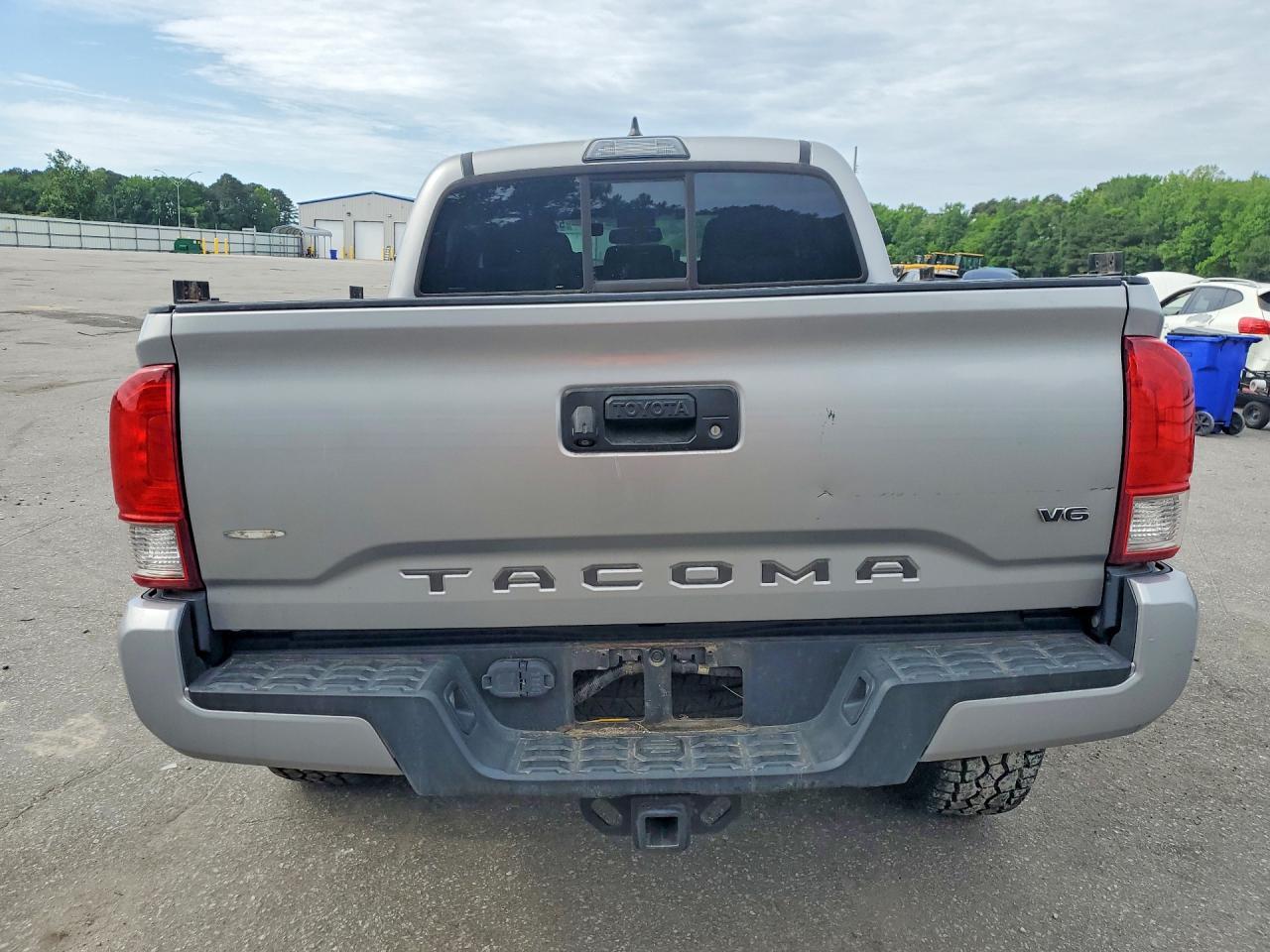 2016 Toyota Tacoma TRD Sport