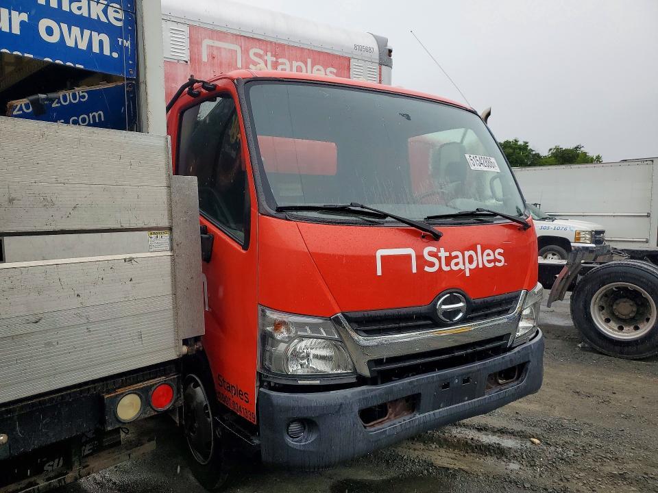2017 Hino 195