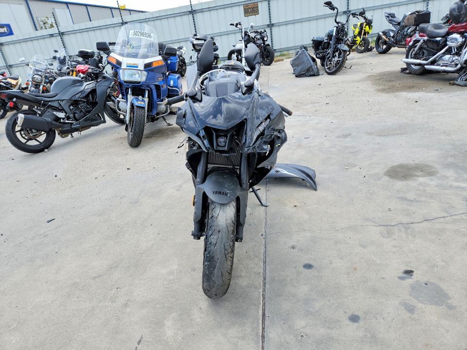 2024 Yamaha YZFR7
