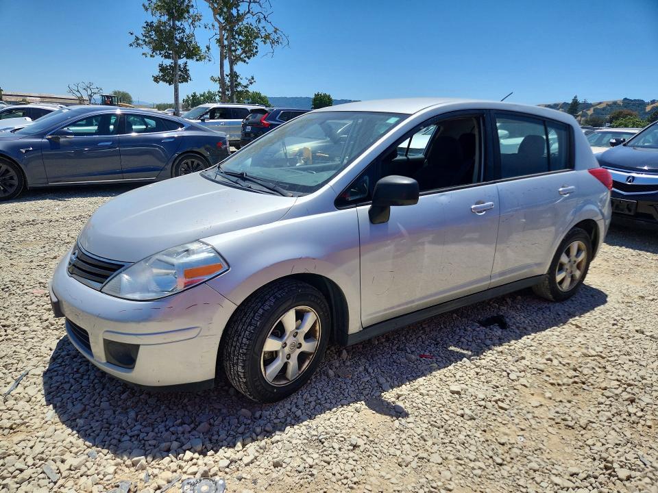 2012 Nissan Versa 1.8 s