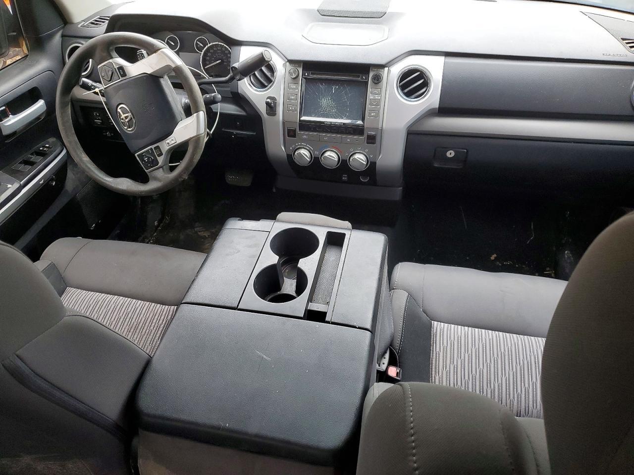 2016 Toyota Tundra SR5