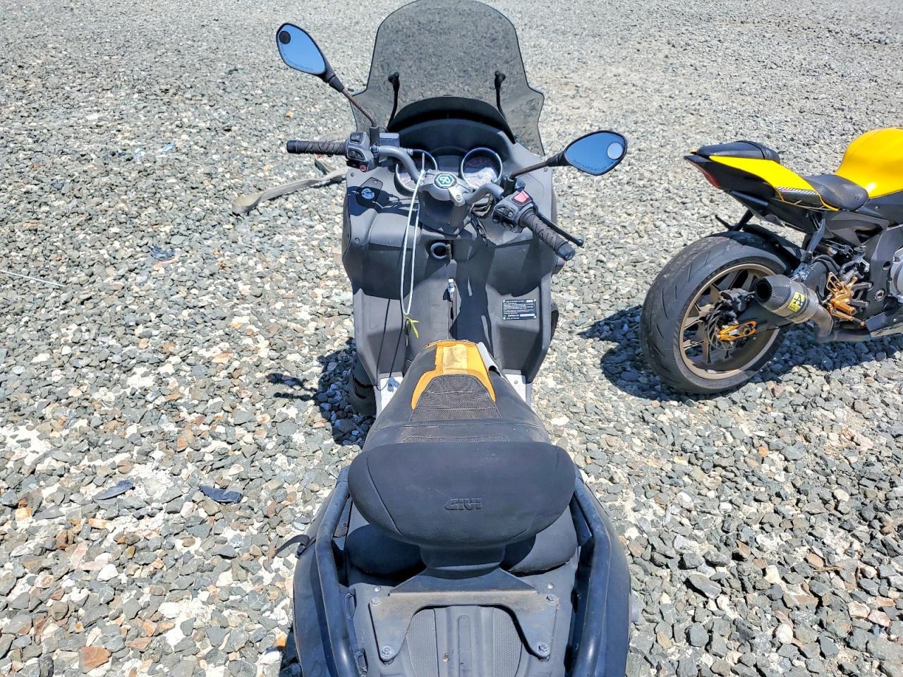 2008 Piaggio MP3 500
