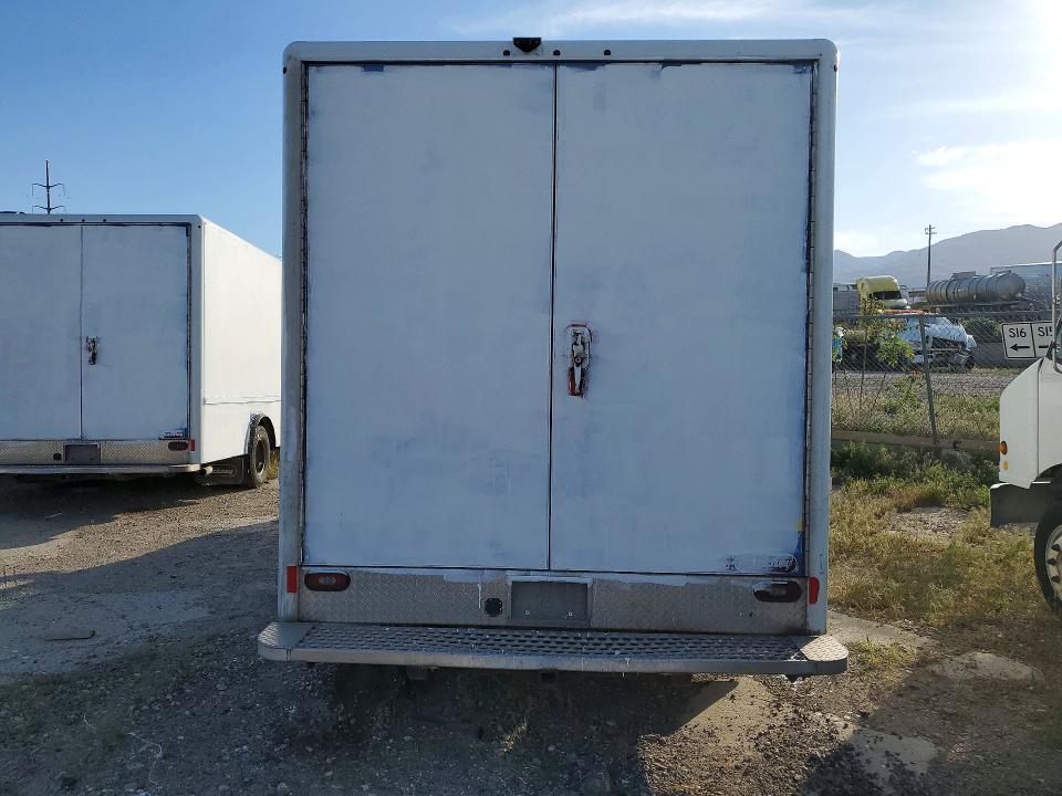 2018 Chevrolet Express BOX Truck
