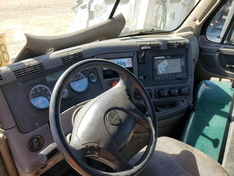 2018 Freigliner Cascadia 113