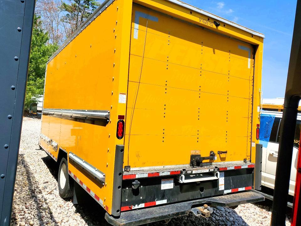 2022 GMC Savana BOX Truck