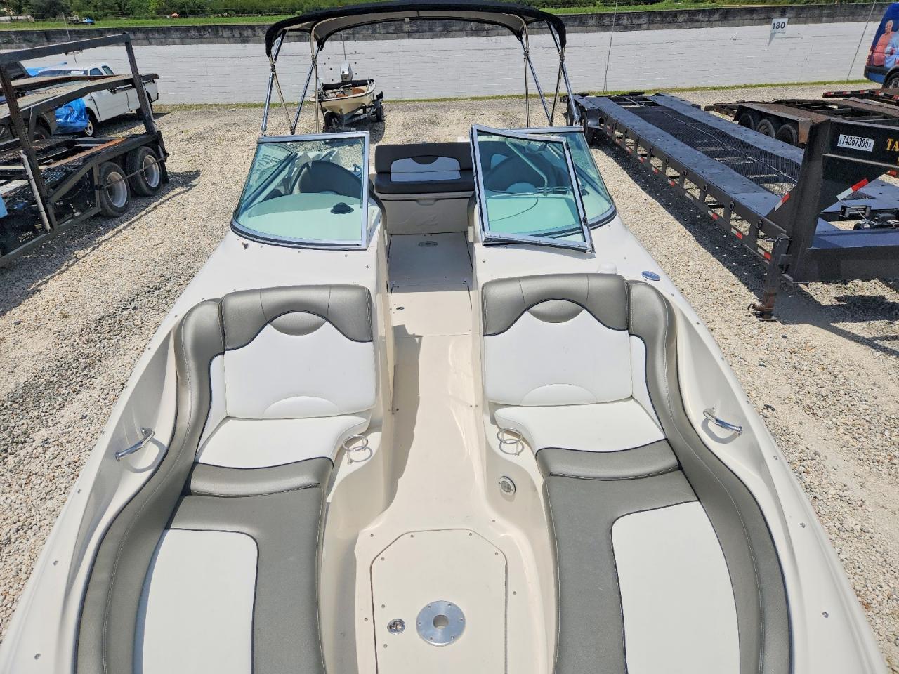 2006 Sea Ray Boat