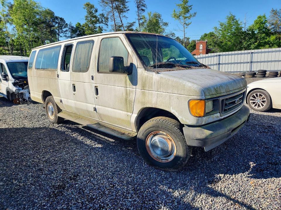 2003 Ford Econoline E350 Super Duty Wagon