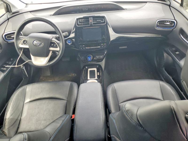 2016 Toyota Prius Three Touring