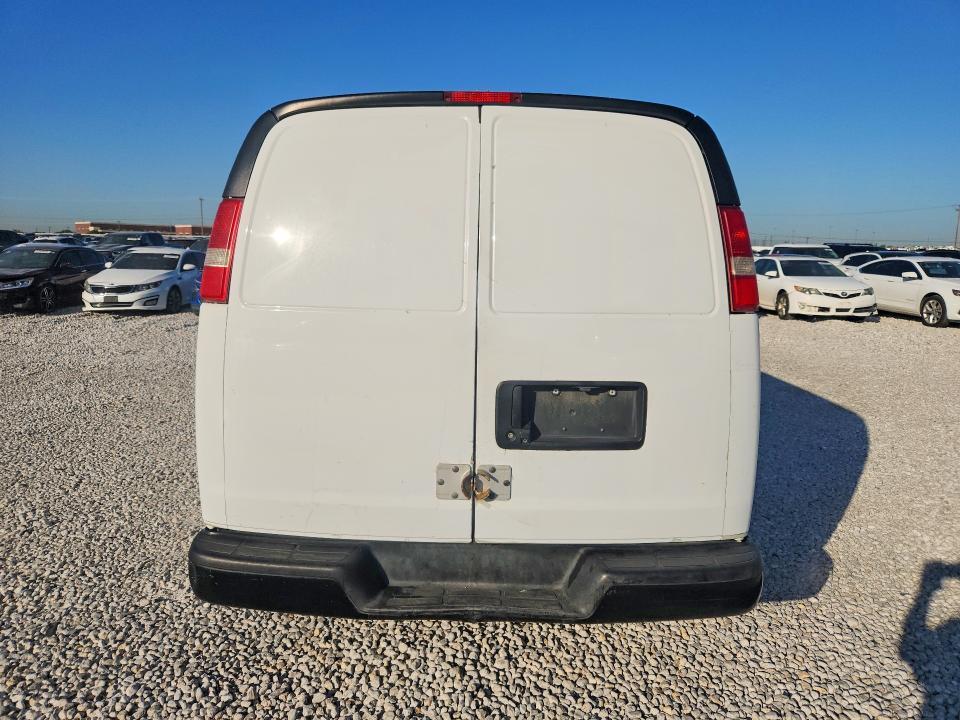 2015 Chevrolet Express 3500 Cargo Delivery Van