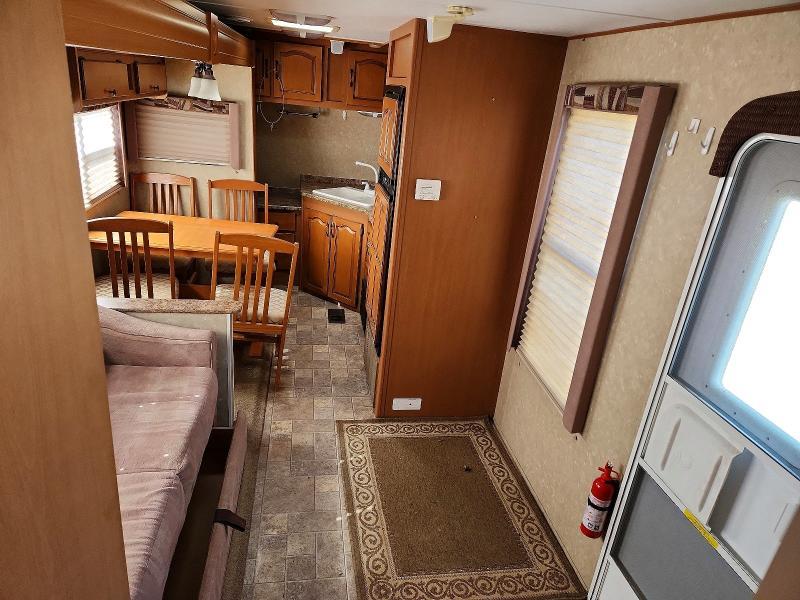 2010 Gulf Stream Recreational Vehicle (RV)