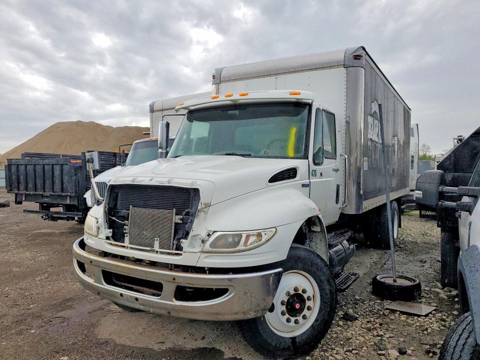 2009 International 4000 4300-BOX Truck