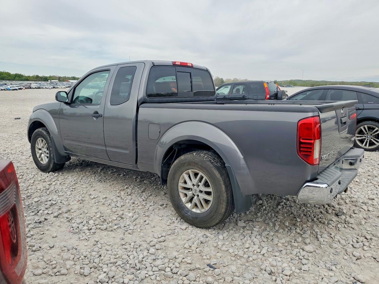 2020 Nissan Frontier SV