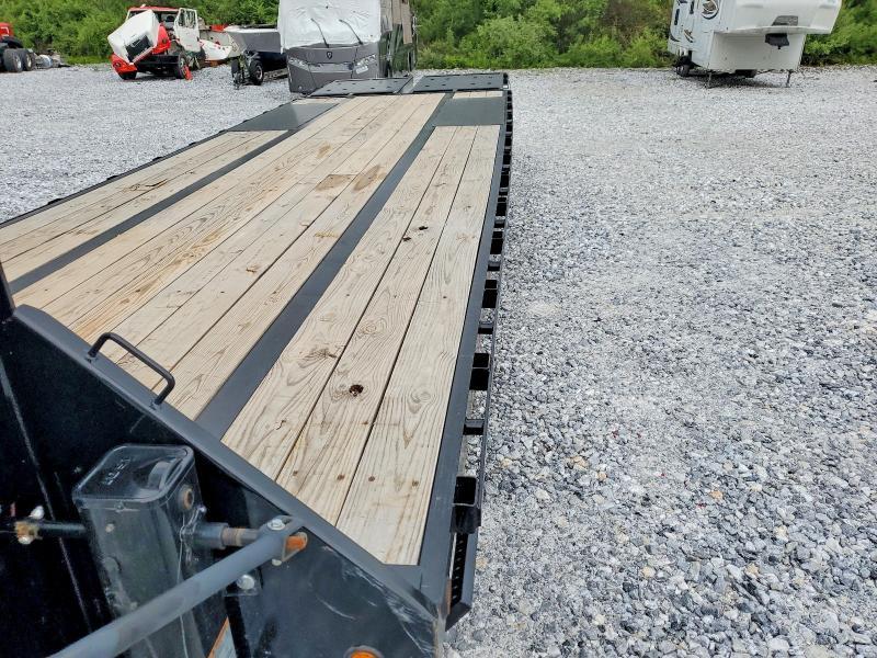 2026 Big Tex 22GN-30DE5A-MRBK Equipment Trailer