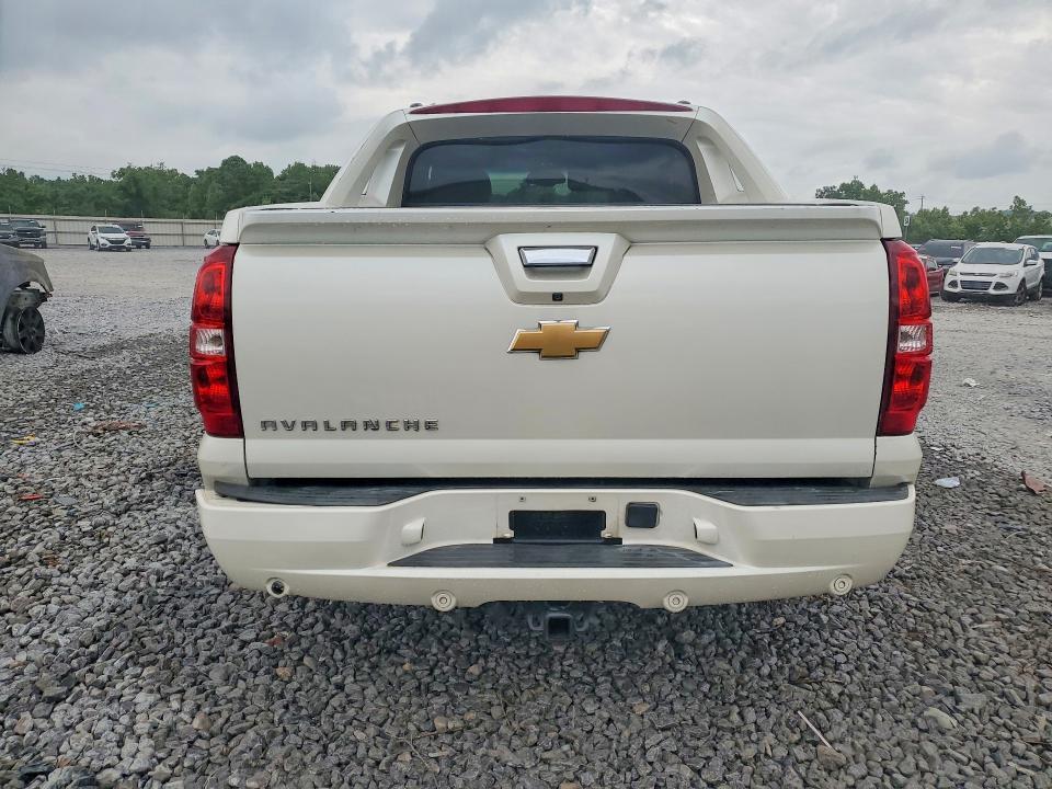 2013 Chevrolet Avalanche LTZ