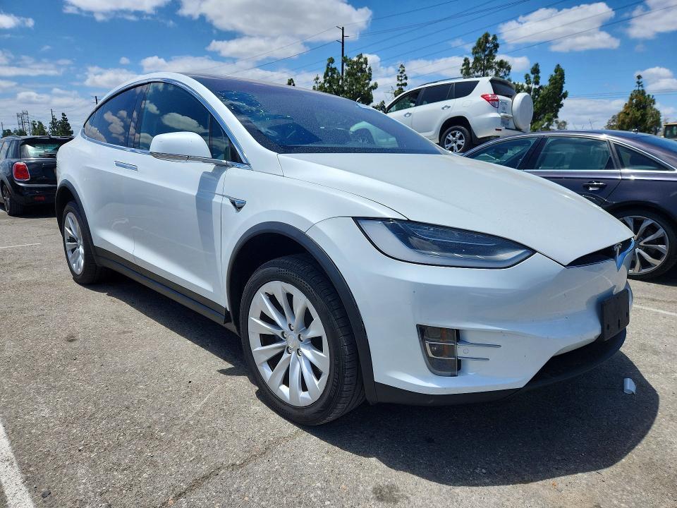 2019 Tesla Model x