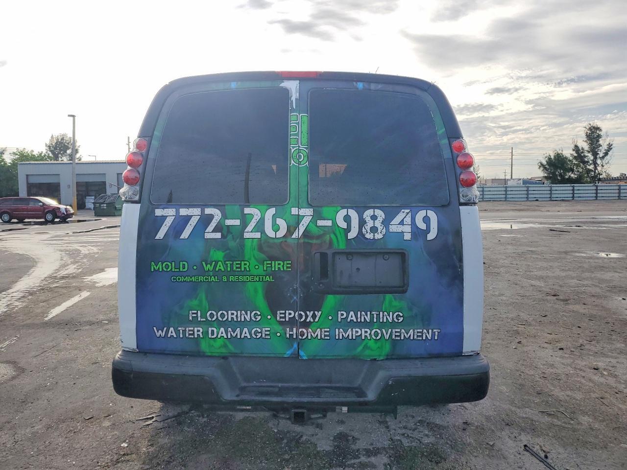 2014 Chev Express G1500