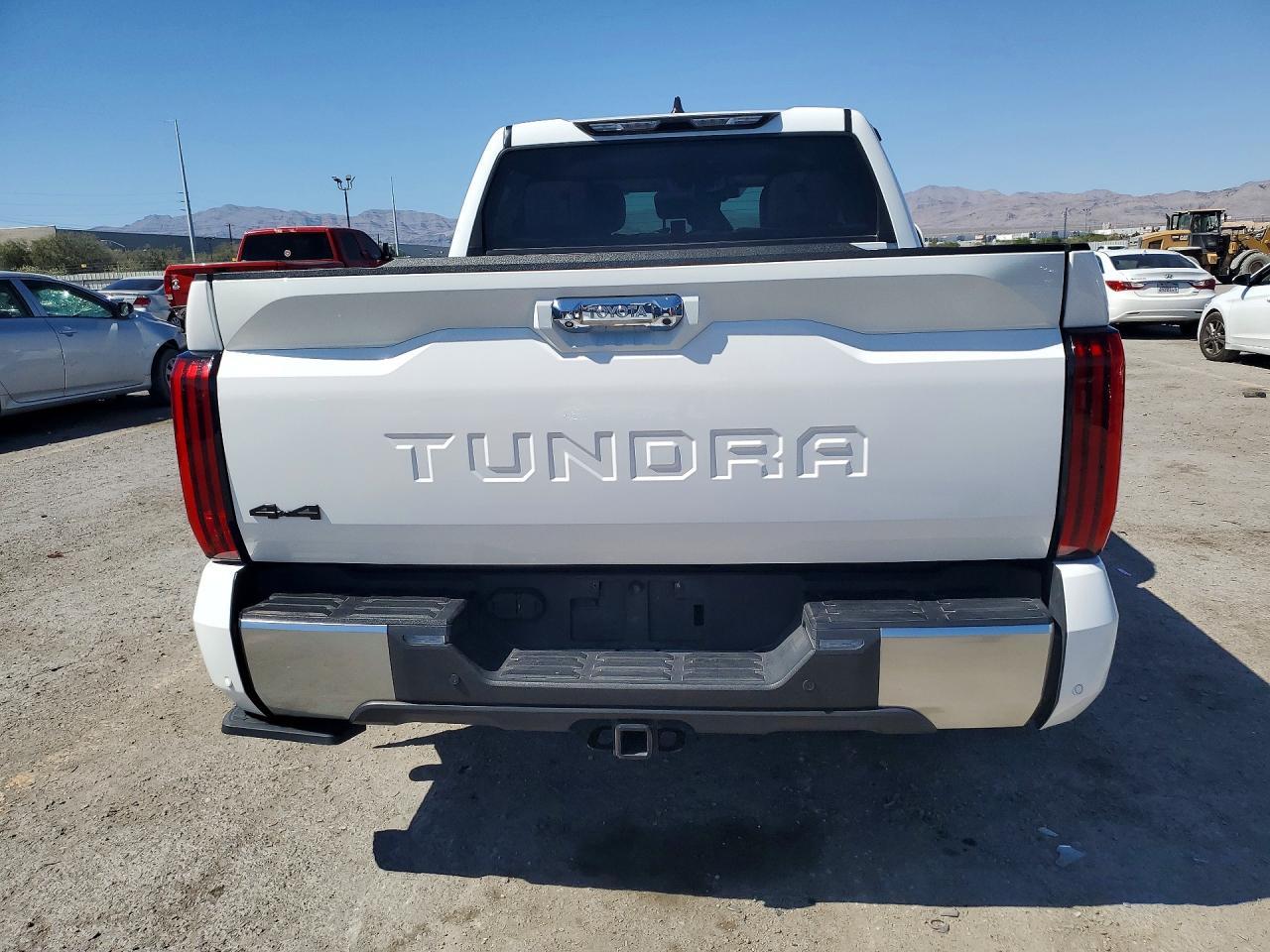 2023 Toyota Tundra Crewmax Limited