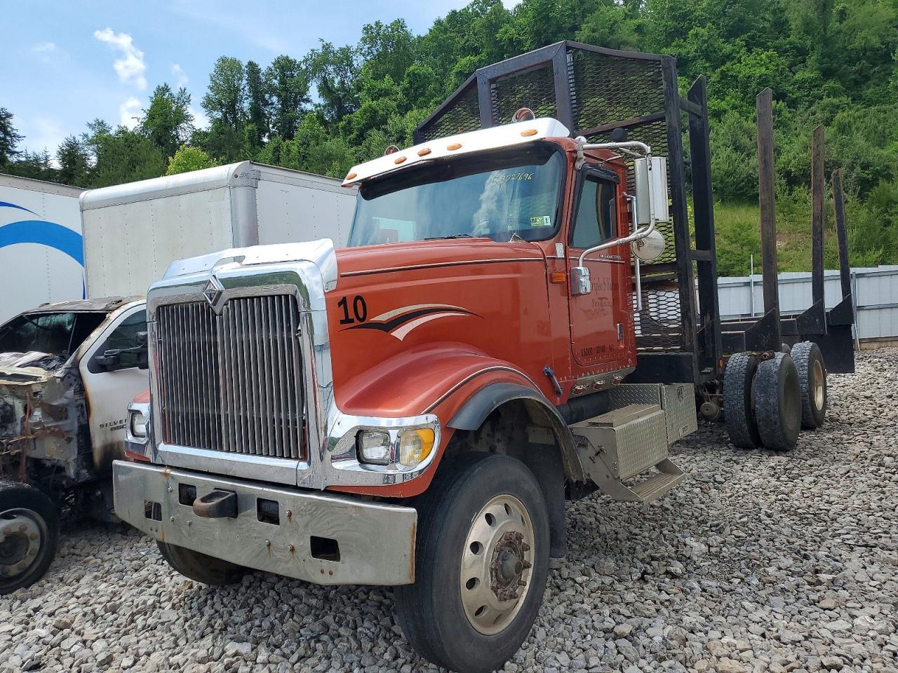 2004 International 5900I LOG Loader Truck