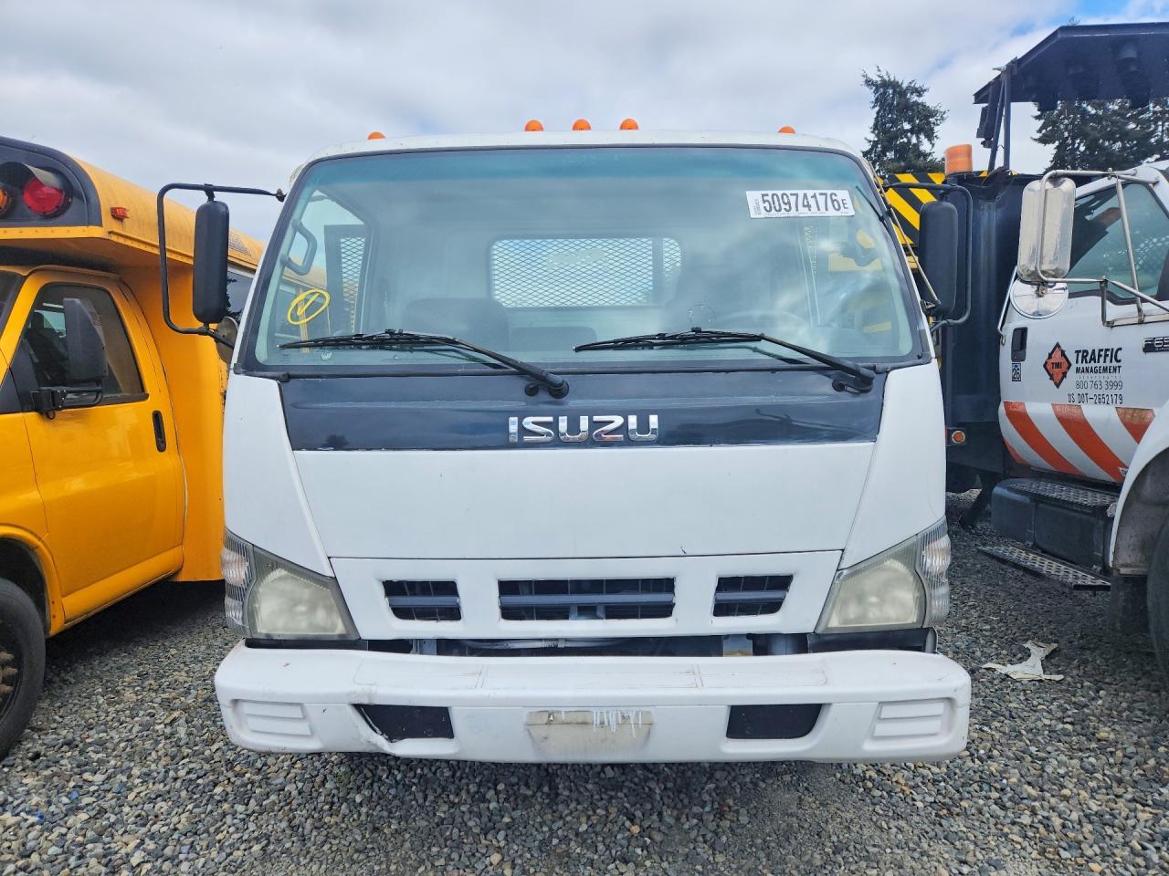 2006 Isuzu NPR