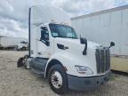 2019 Peterbilt 579 Semi Truck
