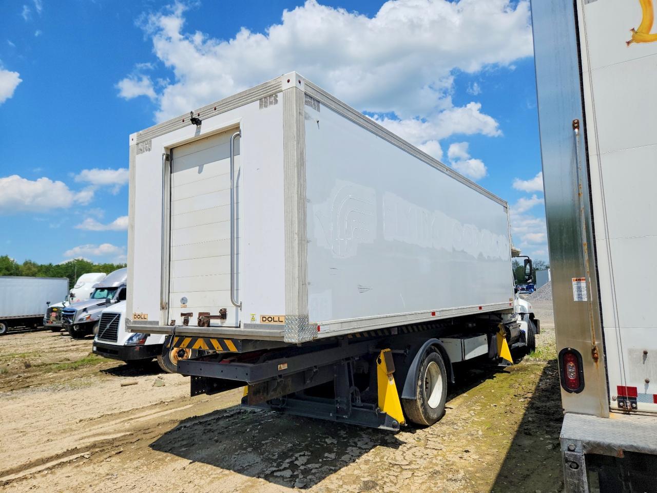 2018 Hino Hino 338-Refrigerated BOX Truck