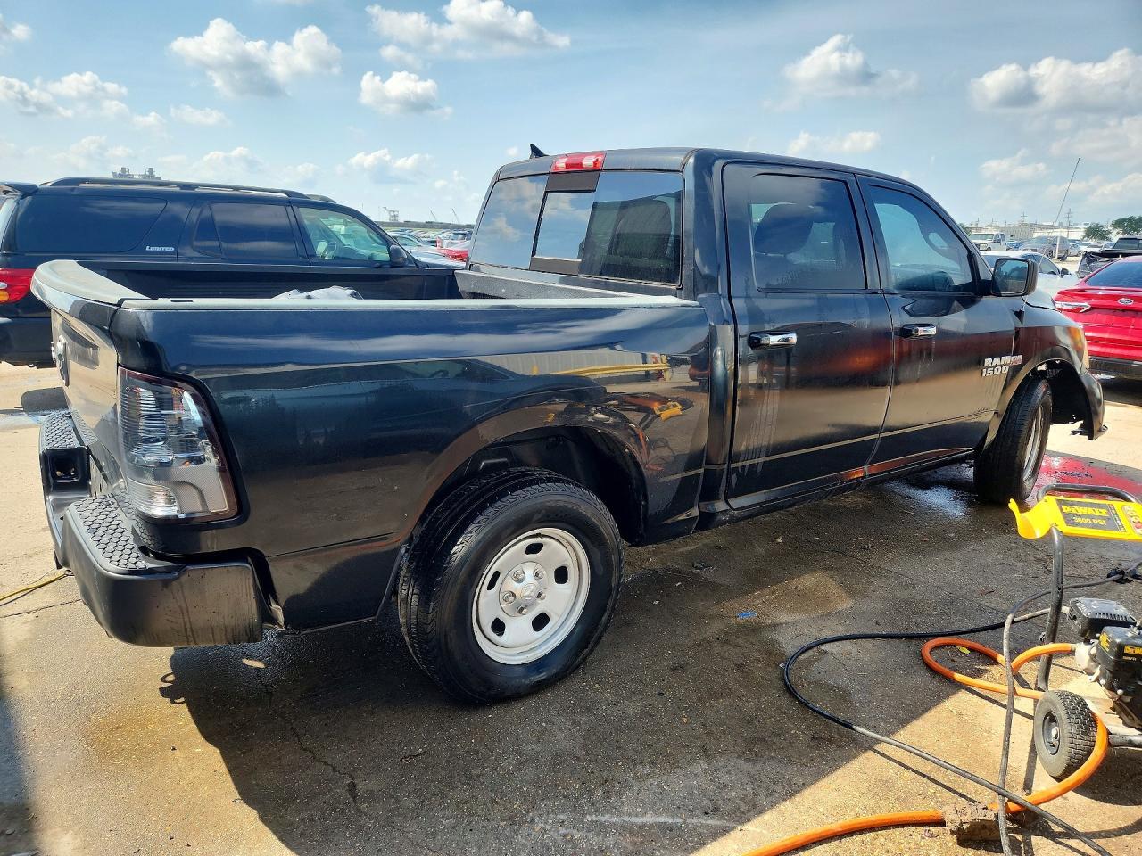 2017 Dodge RAM 1500 SLT