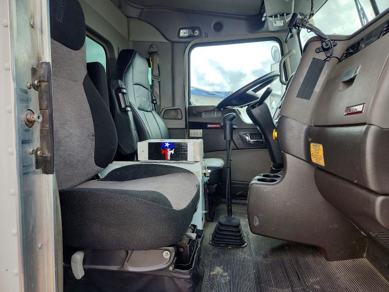 2019 Kenworth Construction T800