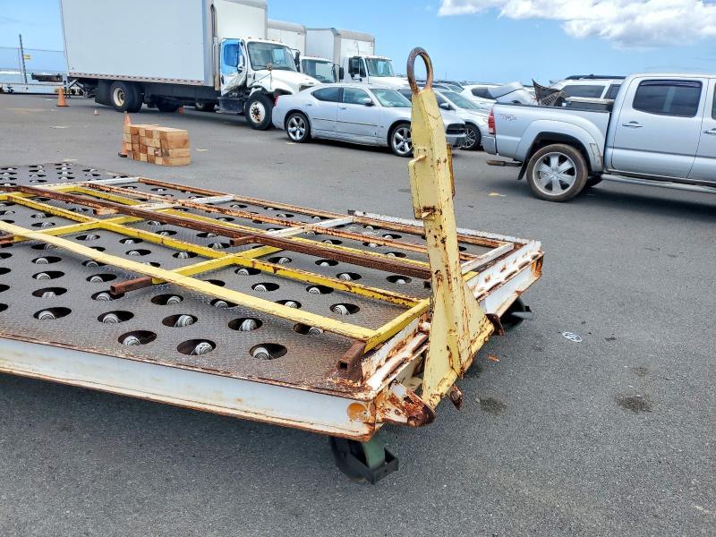 2000 Equipment GSE 35(LD3