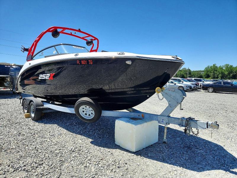 2022 YAM Boat