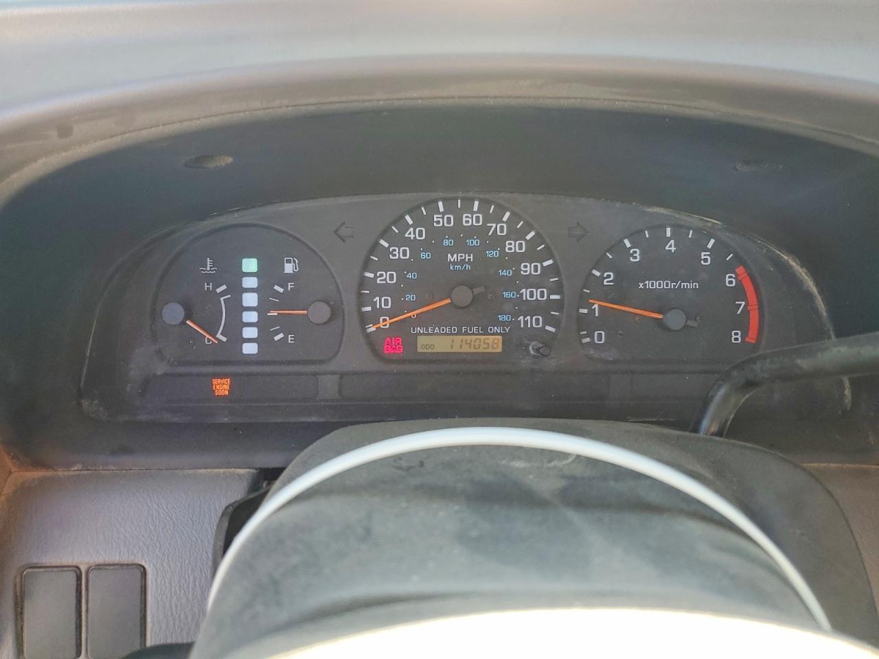 1998 Nissan Frontier XE