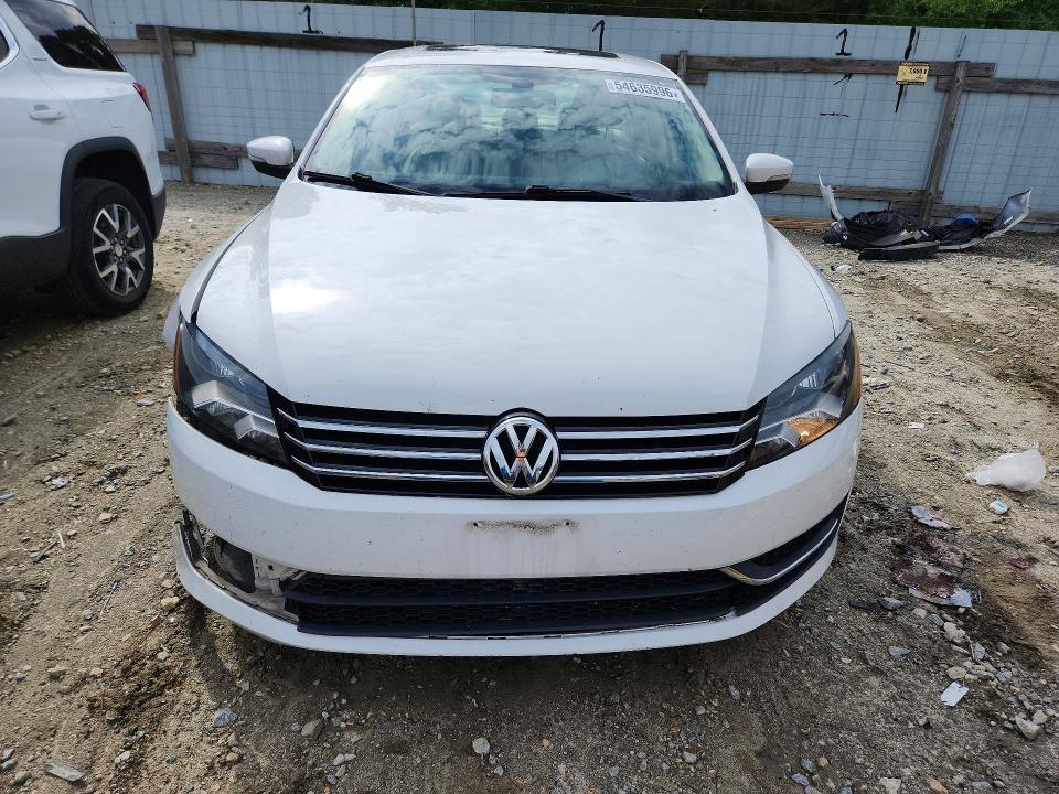 2013 Volkswagen Passat se