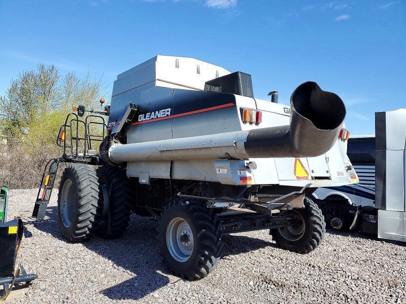 2003 Gleaner Combine