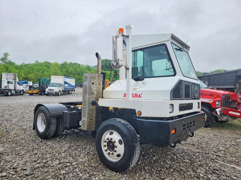 2017 Capacity Of Texas SABRE5 Yard Truck