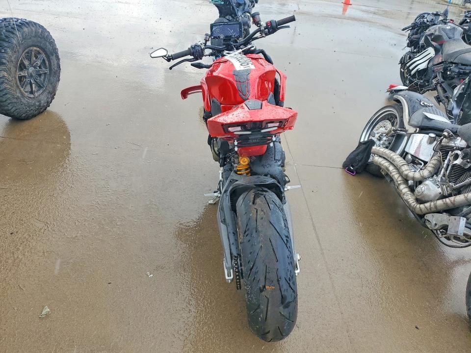 2026 Ducati Streetfighter V4