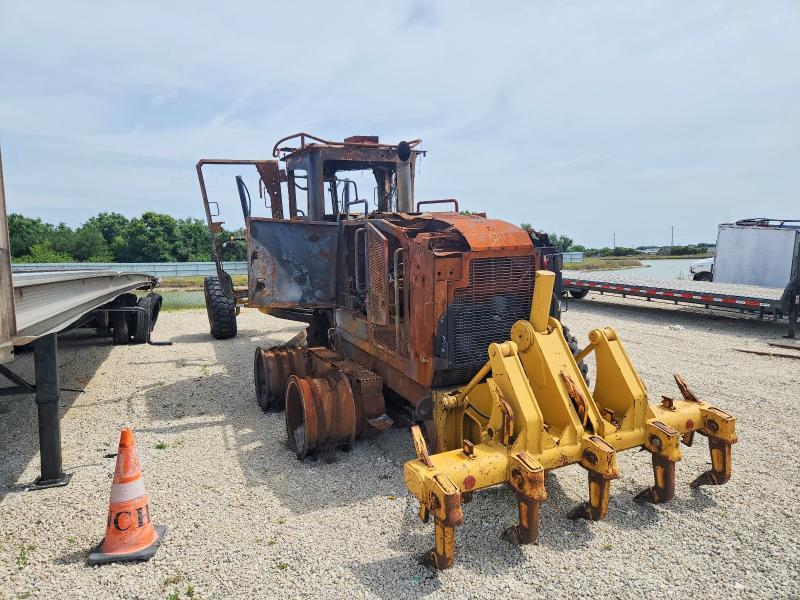 2008 CAT 140M