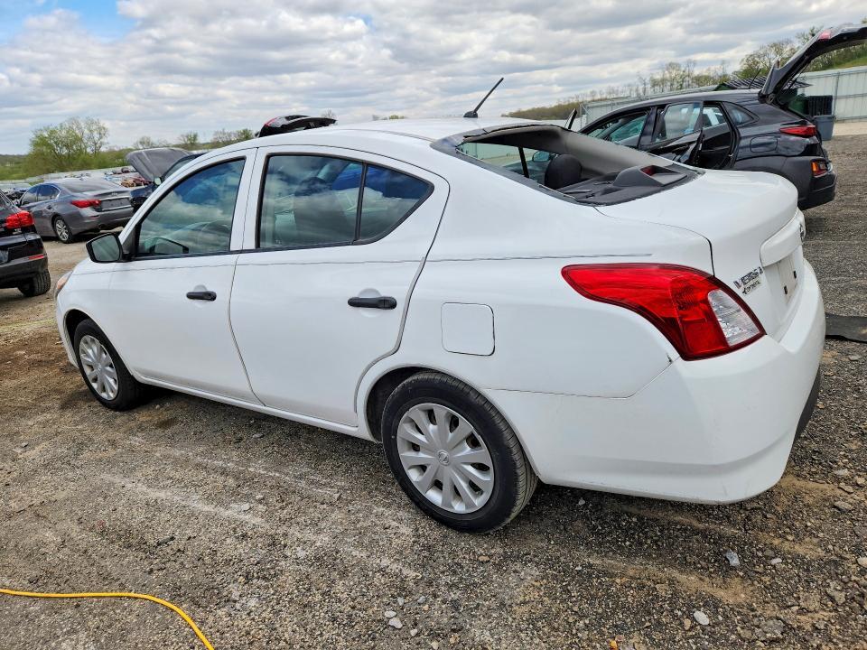 2016 Nissan Versa 1.6 s