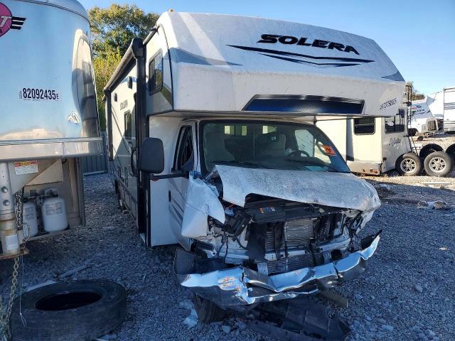 2023 Ford Econoline E450 Super Duty Cutaway Van