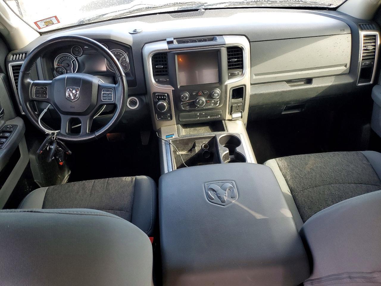 2014 Dodge RAM 1500 SLT