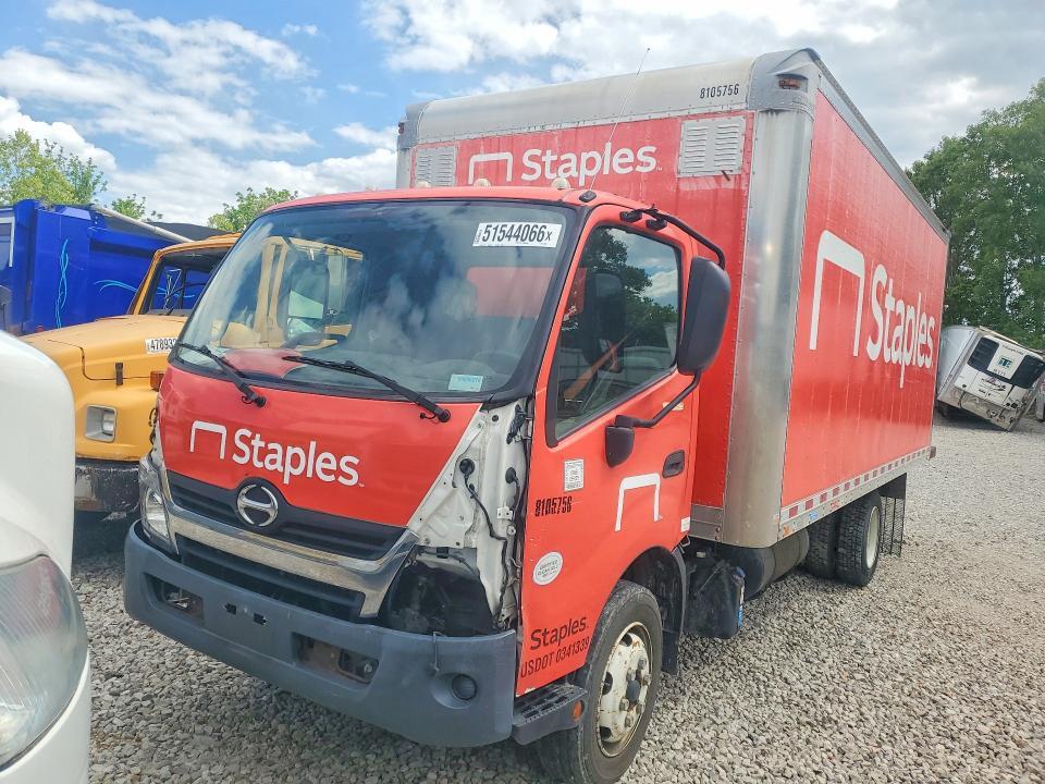 2018 Hino 195 BOX Truck