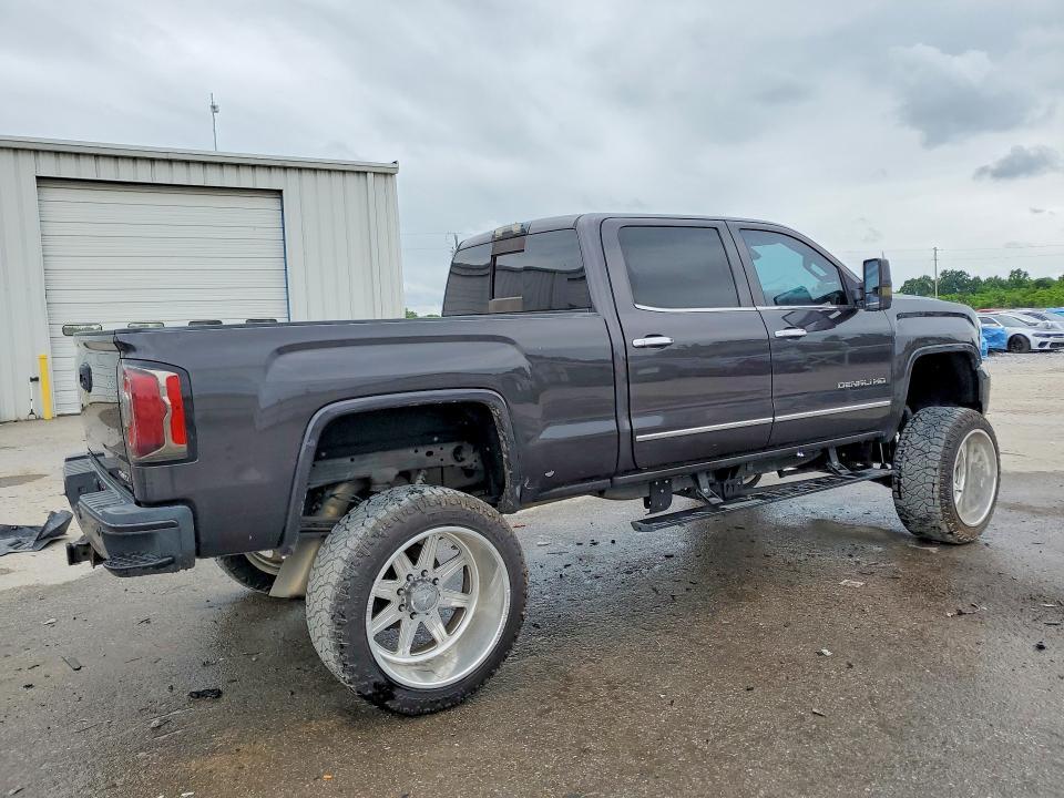 2015 GMC Sierra K2500 Denali