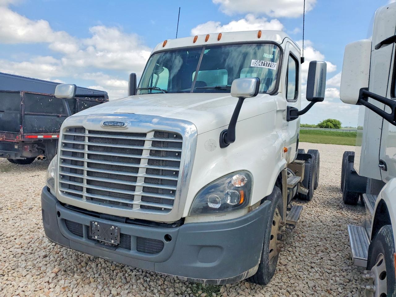 2016 Freigliner 2016 Freightliner Cascadia 125 Semi Truck