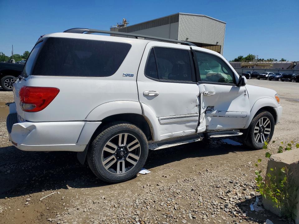 2005 Toyota Sequoia SR5