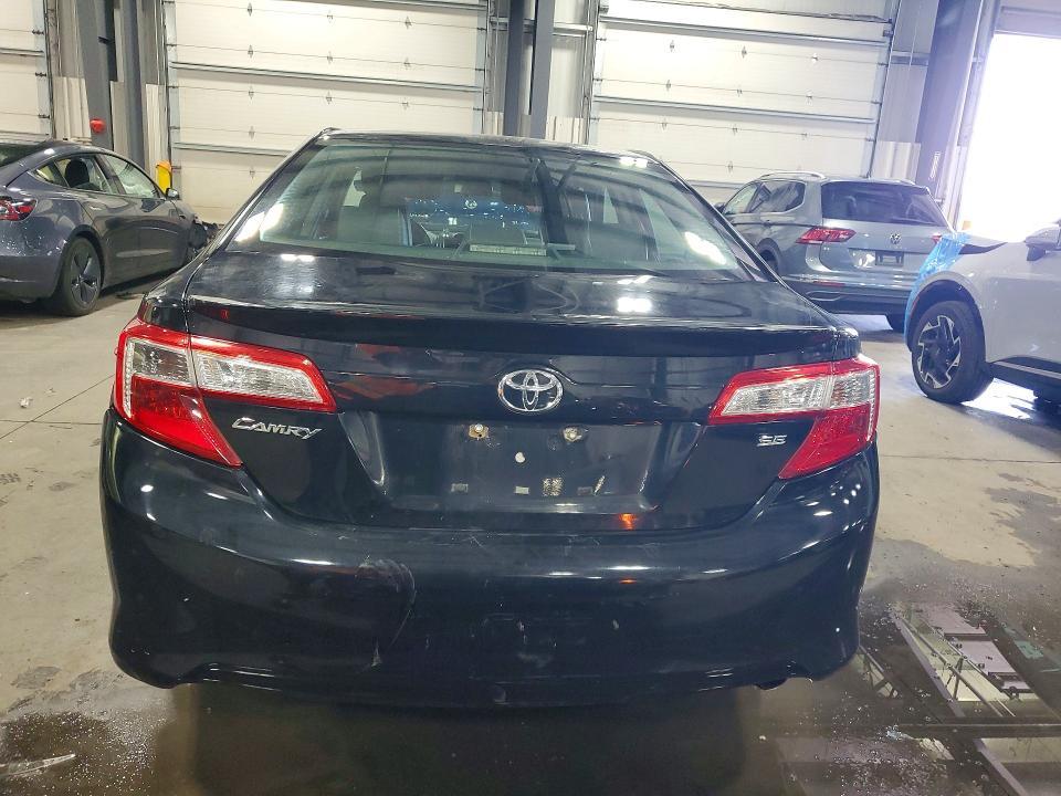 2013 Toyota Camry se