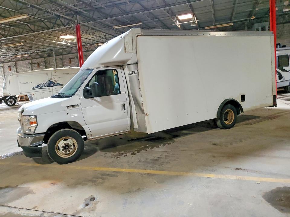 2022 Ford E350 Delivery Truck