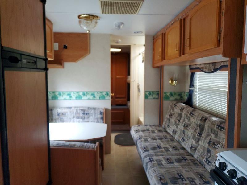 2003 Jayco Qwest Camper