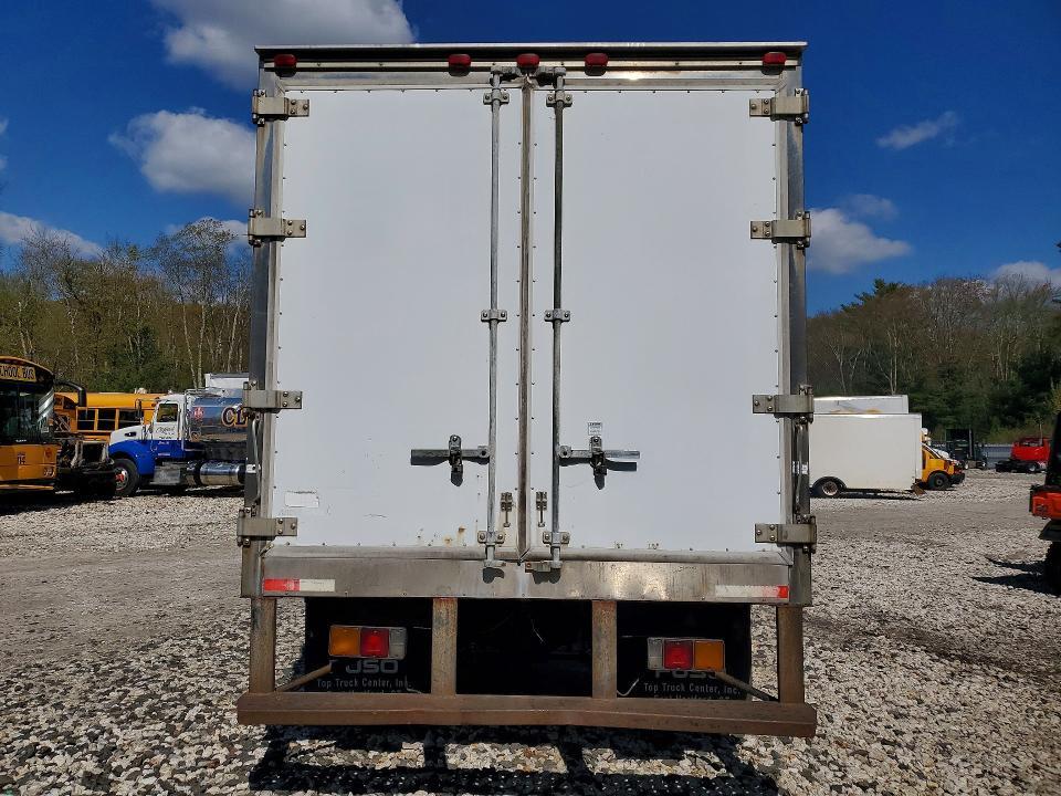 2001 Mitsubishi FE140