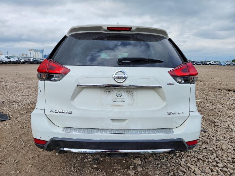 2017 Nissan Rogue sv