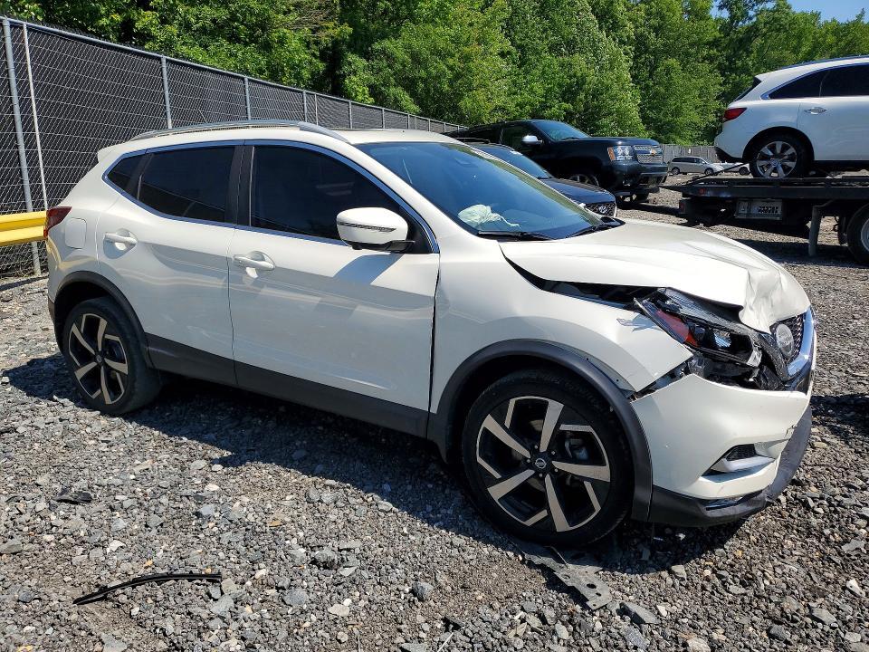 2020 Nissan Rogue Sport sl