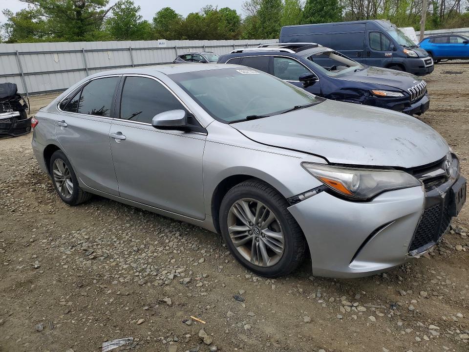 2017 Toyota Camry se